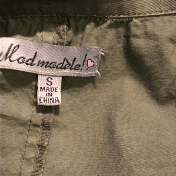 Chlad Madele Green Vest  Size Small $45 - Picture 15 of 16